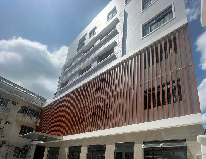 Lam nhôm chắn nắng hình hộp cho công trình hiện đại